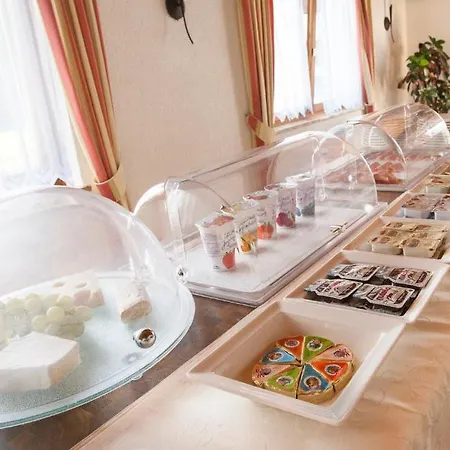 Hotel Alpenblick 3*